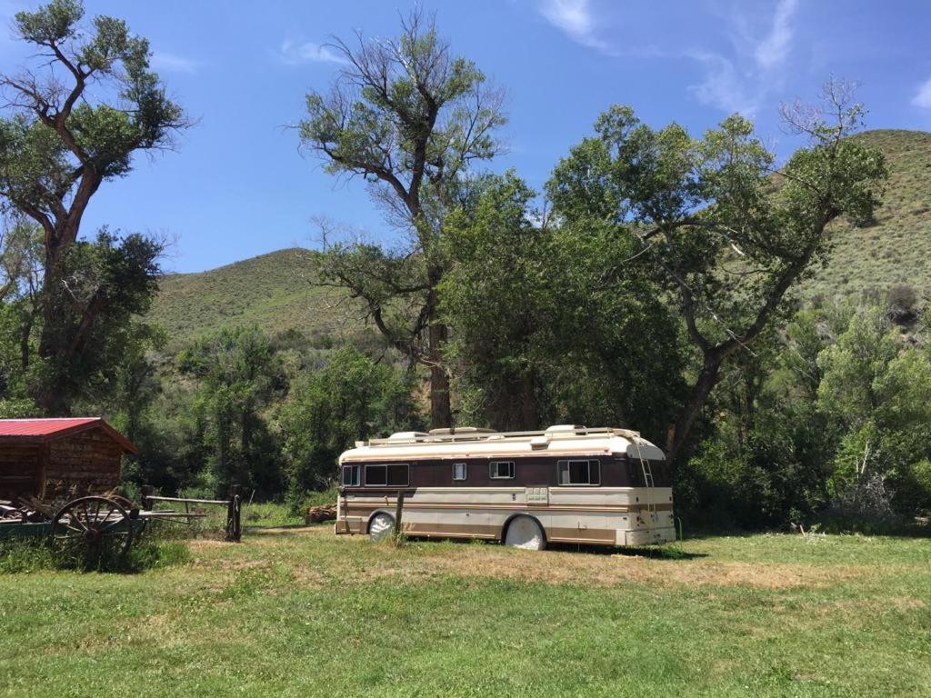 Aubin Sky Lodging At The Yl Ranch Savery Exterior foto